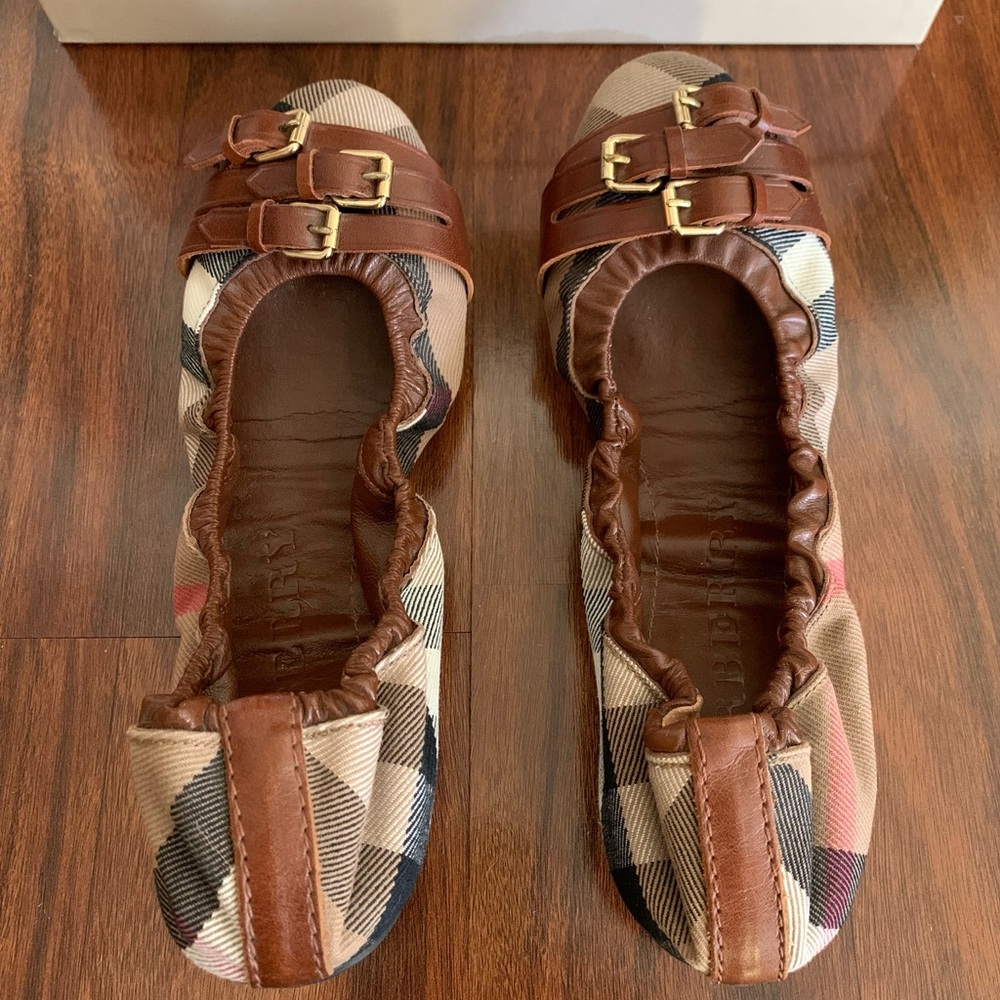 Burberry Ballet Flats in Nova Check Plaid with Brown Leather Triple Buckle EU 37 - Picture 10 of 16